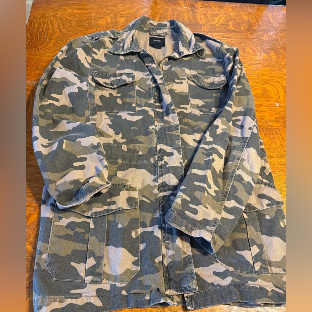 Forever 21 Camouflage Military Style Jacket with pockets